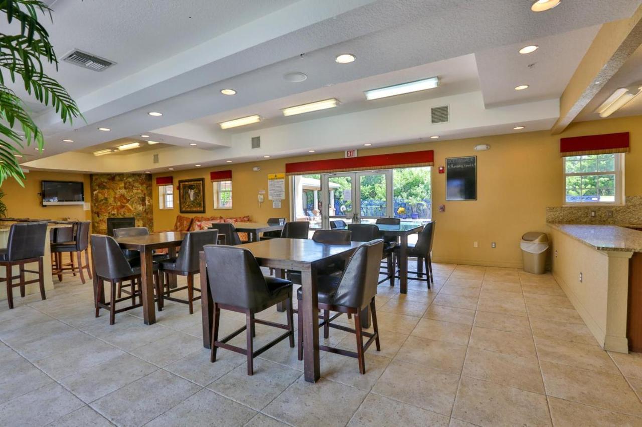 3 Bedroom 2 Bath Oceanwalk Condo With Estuary Views New Smyrna Beach Exterior foto